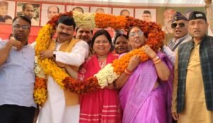 कांग्रेस,भाजपा ने प्रदेश को लूटा,यूकेडी ही लड़ सकती है उत्तराखंड के हितों की लड़ाई,जयप्रकाश रितु कंडियाल कांग्रेस छोड़ यूकेडी में हुई शामिल