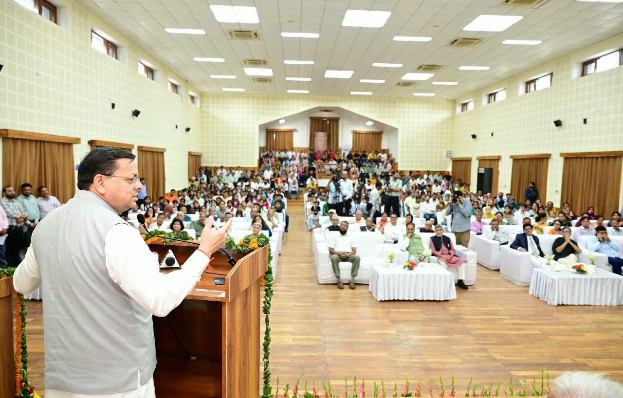 Hindi must evolve with AI, technology to remain language of future: CM Dhami
